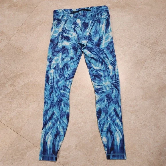 Lululemon Womens 10 Speed Wunder Under Blue Saint Martins Nulux 28